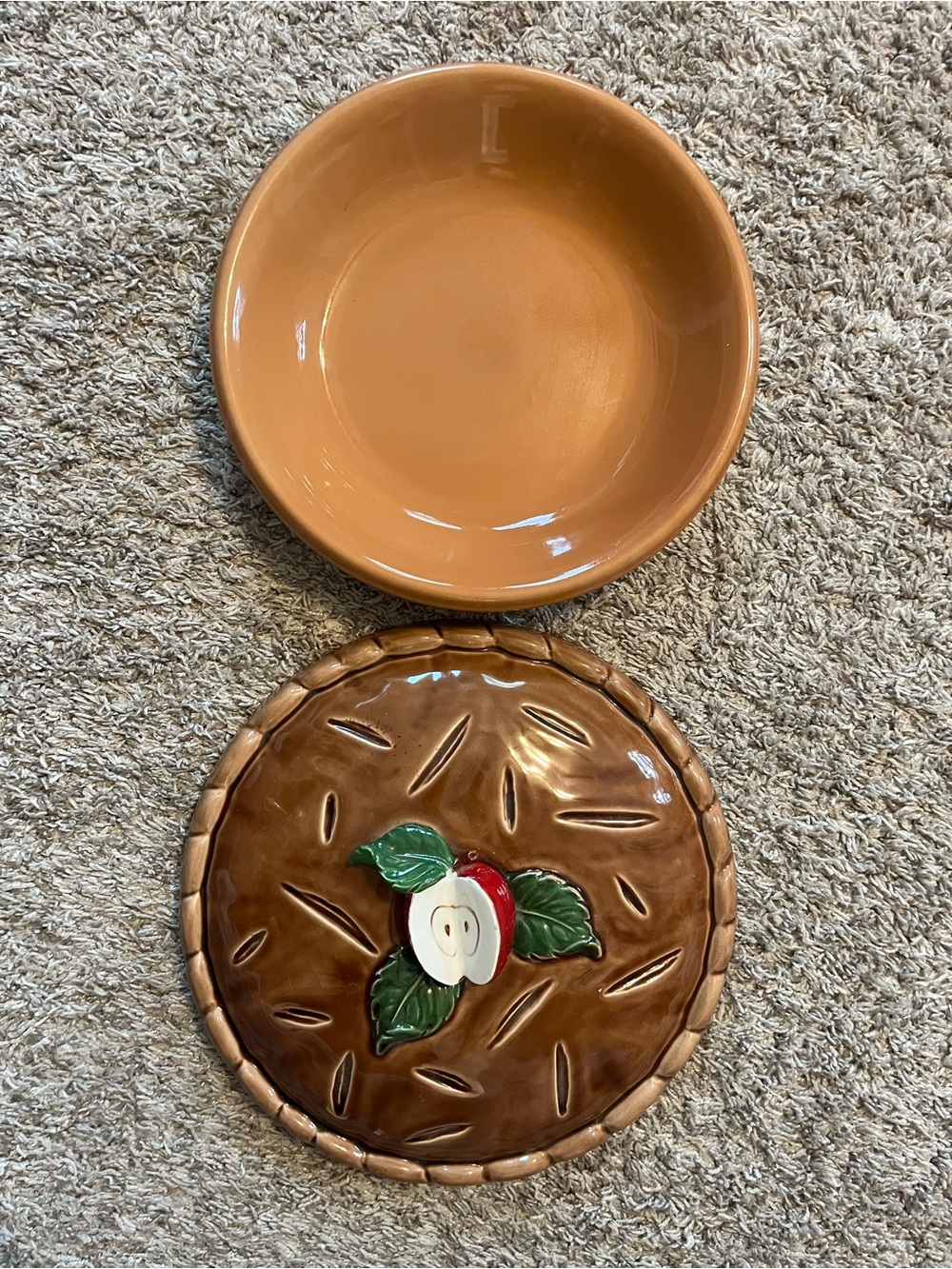 Apple pie baking dish with lid Vintage made in Japan